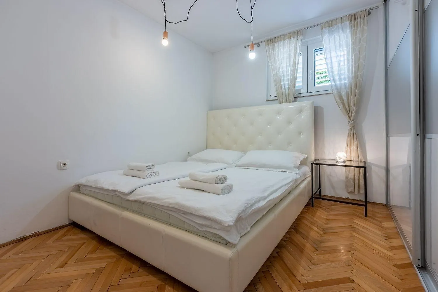 Herrliches Apartment Nur 600 Meter Zum Strand Mit Meerblick, Pool, Grill, Waschmaschine Crikvenica