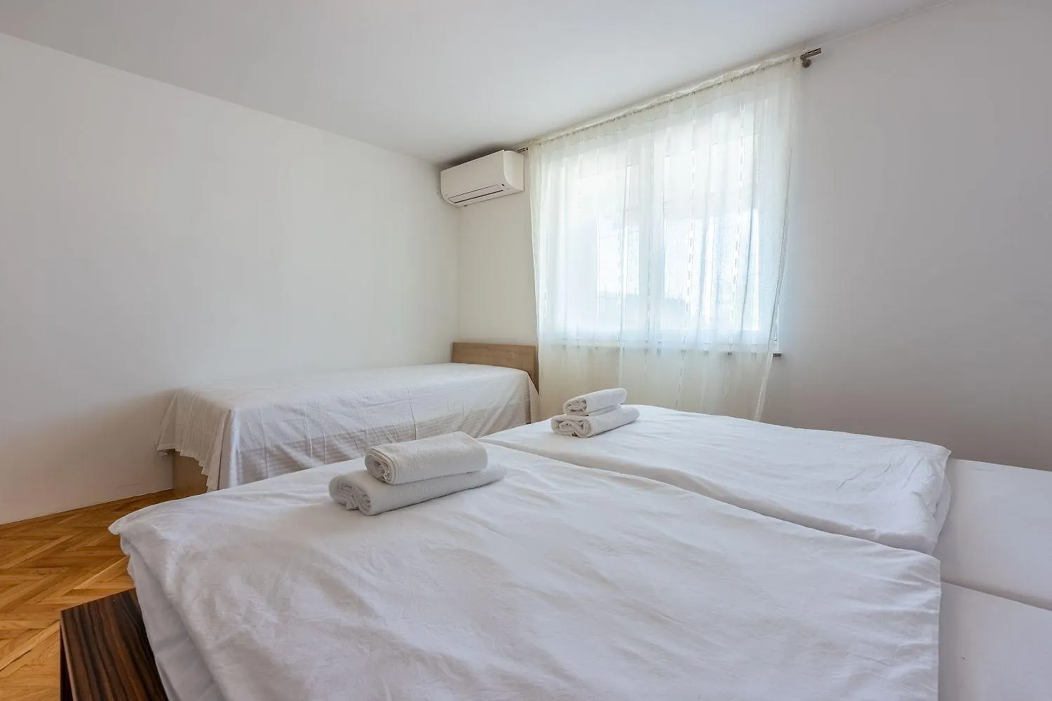 Herrliches Apartment Nur 600 Meter Zum Strand Mit Meerblick, Pool, Grill, Waschmaschine Crikvenica Croatia